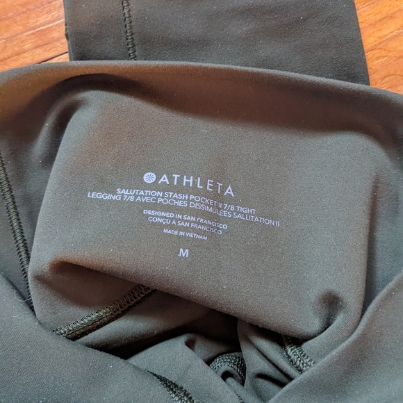 Athleta Salutation Stash Leggings II 7/8 NWT Olive Medium - Picture 4 of 4
